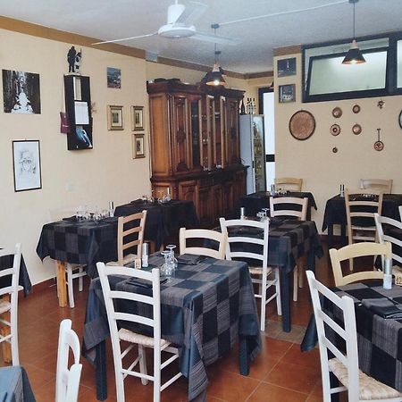 Locanda Dal Genovese ลามัดดาเลนา ภายนอก รูปภาพ