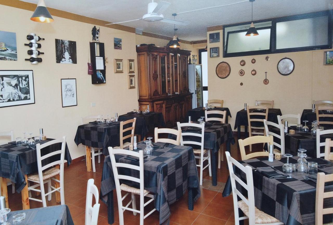Locanda Dal Genovese ลามัดดาเลนา ภายนอก รูปภาพ